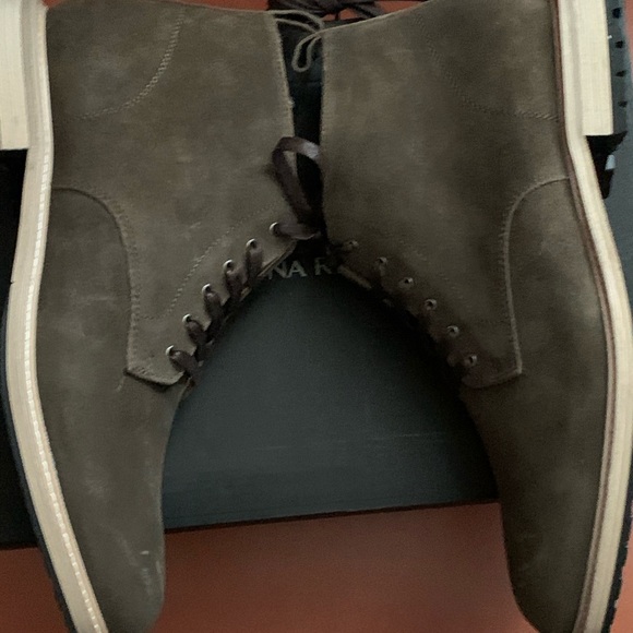 Shoes - Picture 7 of 7